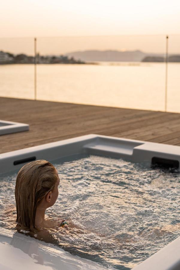 Domus Aqua Villa Като Дарацо Екстериор снимка