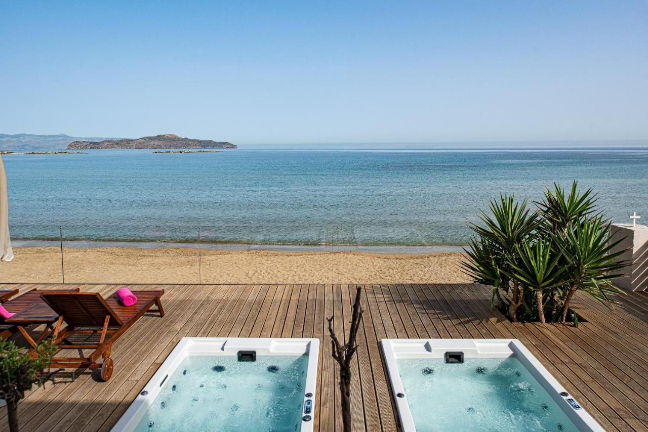 Domus Aqua Villa Като Дарацо Екстериор снимка
